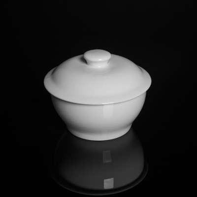 P&T Royal Ware Ceramic Sugar Bowl White Porcelain Soup Bowl with Lid